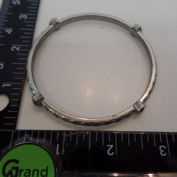 Graziano (Stamped) Silvertone Bangle Bracelet 7" Wrist or Smaller 4 Stations - Picture 9 of 10
